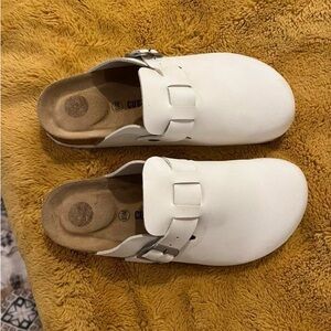 Women’s Slip On Shoes